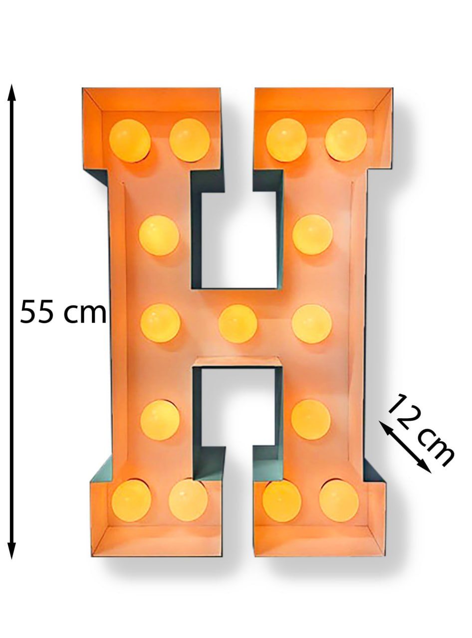 De afmetingen van een lichtletter groot XL in het oranje